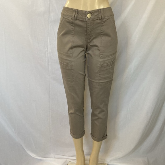 DEMOCRACY Jeans Tummy Control Size 8 Roll Cuff Cargo Utility Khaki Pants NWOT - Picture 3 of 9